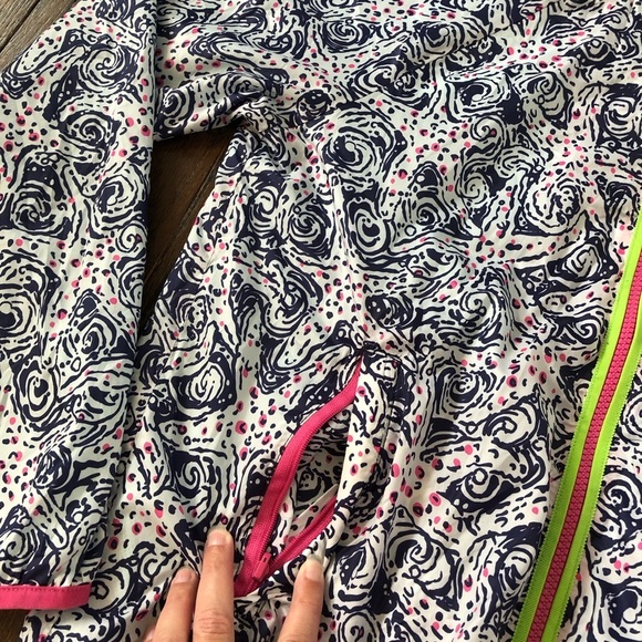 Lilly Pulitzer Women’s S Starfish Full-Zip Hooded Packable Windbreaker Jacket - Picture 5 of 11